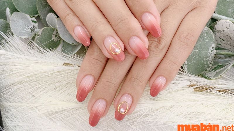 99+ Mẫu nail hồng thạch tinh tế và nữ tính cho nàng