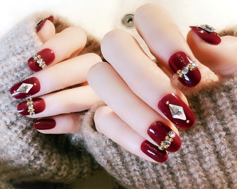 Phụ phí nail là gì? Tuyển mẫu nail là gì và điều cần biết